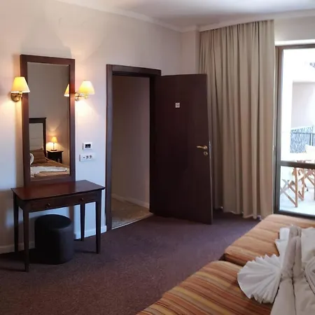 Royal Beach Barcelo, 2-bed Private A Block, 3rd Floor Apartmanhotel Napospart